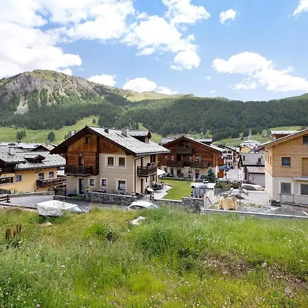 Apartment La Baitina App C Livigno